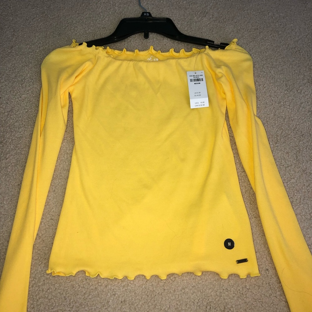 yellow hollister off the shoulder long sleeve top